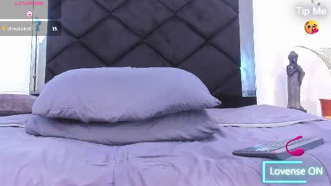 Snapshot of angel_adamx chatting on 07/20/26, 10:39 Angel online show from 07/20/26, 10:39