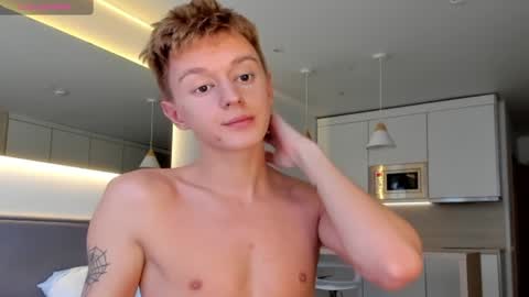 angel_andreww online show from 01/27/25, 10:49