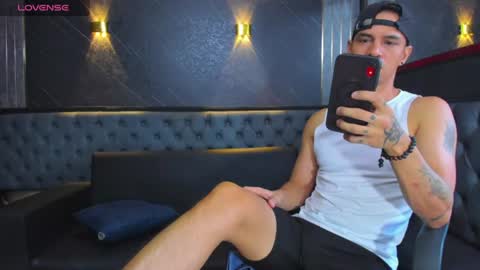 Snapshot of angel_blessed chatting on 07/25/26, 11:30 angel_blessed online show from 07/25/26, 11:30
