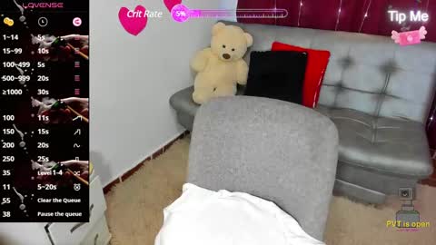 camila online show from 02/18/25, 04:37