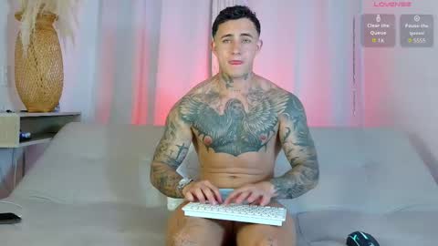 angel_boy01 online show from 04/21/26, 10:56