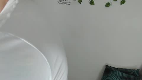 Angel Curl online show from 01/13/26, 10:48