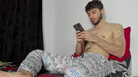 Snapshot of angel_damons_ chatting on 01/06/25, 02:14 Angel Damons online show from 01/06/25, 02:14