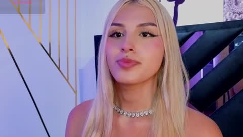 Snapshot of angel_dragun chatting on 04/26/26, 03:15 Angel-dragun online show from 04/26/26, 03:15