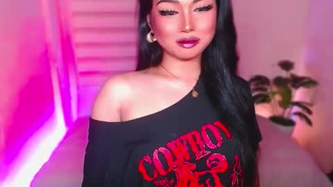 Angel online show from 05/27/26, 01:57