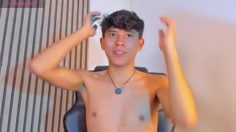 ngel Esteban  online show from 04/28/26, 10:15
