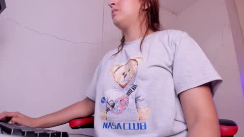 angel hardy online show from 09/24/25, 10:51