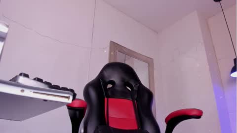 angel hardy online show from 09/27/25, 10:53