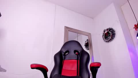 angel hardy online show from 12/22/25, 12:02