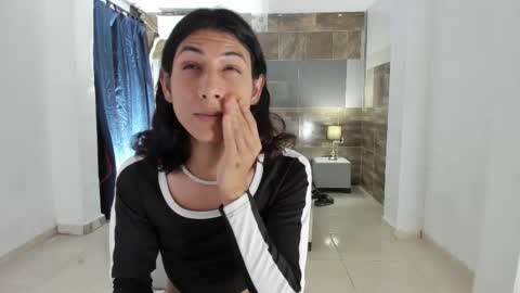 Snapshot of angel_hasss chatting on 11/09/25, 02:43 Angel of your dreams online show from 11/09/25, 02:43