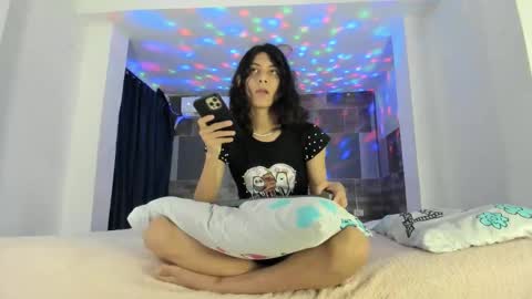 Snapshot of angel_hasss chatting on 11/20/25, 02:34 Angel of your dreams online show from 11/20/25, 02:34