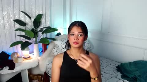 angela online show from 01/30/25, 07:26