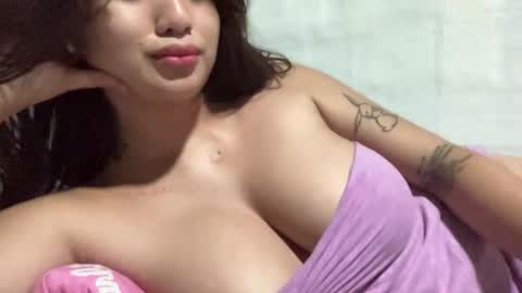Snapshot of angel_kianna chatting on 03/02/25, 05:14 callmekianna online show from 03/02/25, 05:14