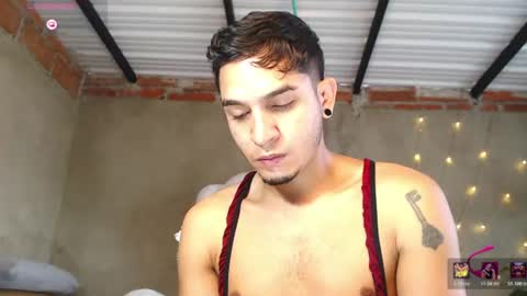 Snapshot of angel_latinboy chatting on 06/09/26, 02:50 Angel online show from 06/09/26, 02:50