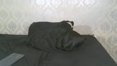 Snapshot of angel_lein chatting on 02/04/25, 05:45 Angel Lein online show from 02/04/25, 05:45