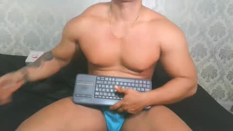 Snapshot of angel_lein chatting on 09/27/25, 08:36 Angel Lein online show from 09/27/25, 08:36