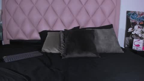 Angel  online show from 01/04/25, 05:05