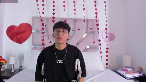 Angel online show from 02/26/26, 07:35