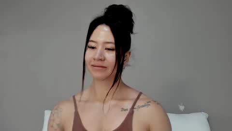 Angel online show from 11/14/25, 12:20