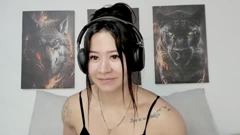 Angel online show from 04/01/26, 01:41