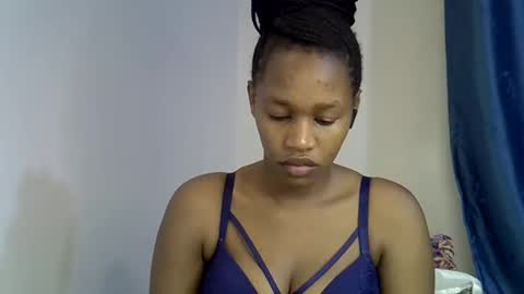 angel_mia5 online show from 03/17/26, 04:06