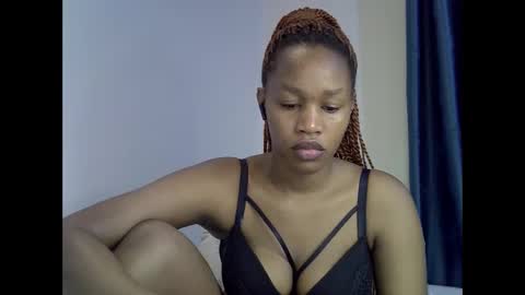 angel_mia5 online show from 04/18/26, 04:16