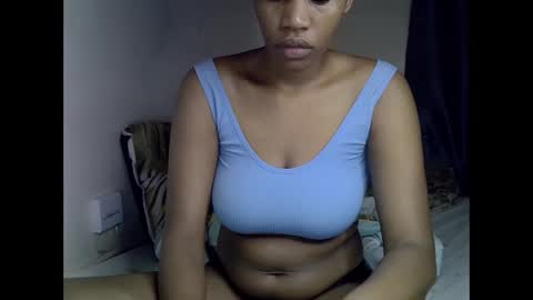 Snapshot of angel_mia5 chatting on 05/01/26, 10:20 angel_mia5 online show from 05/01/26, 10:20