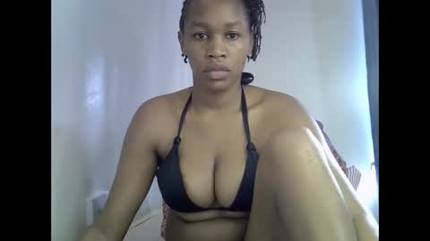 Snapshot of angel_mia5 chatting on 05/03/26, 12:33 angel_mia5 online show from 05/03/26, 12:33