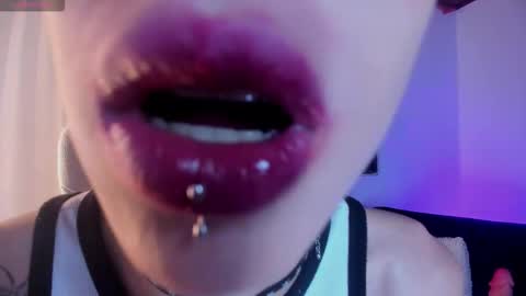 Angel online show from 10/02/25, 04:52