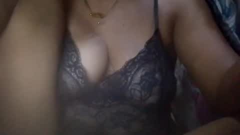 angel_pilipinaxxx10 online show from 02/16/26, 01:07