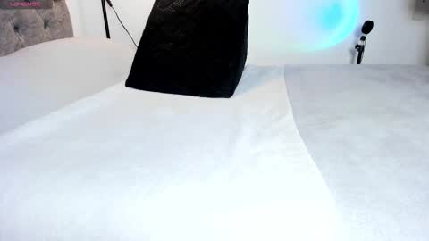 Angel online show from 01/06/26, 05:33