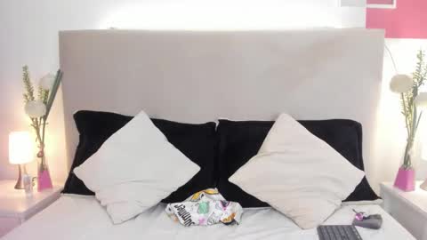 angel_velvet_ online show from 03/20/26, 10:36