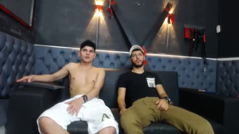 angel_villareal_ online show from 02/06/26, 05:45