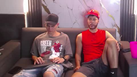 angel_villareal_ online show from 02/07/26, 07:45