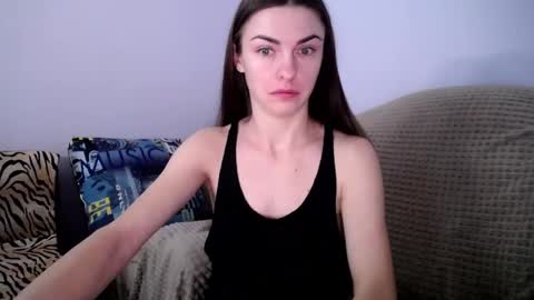 Snapshot of angel_zoe77 chatting on 01/24/25, 09:49 Zoe online show from 01/24/25, 09:49