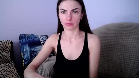 Snapshot of angel_zoe77 chatting on 02/07/25, 08:44 Zoe online show from 02/07/25, 08:44