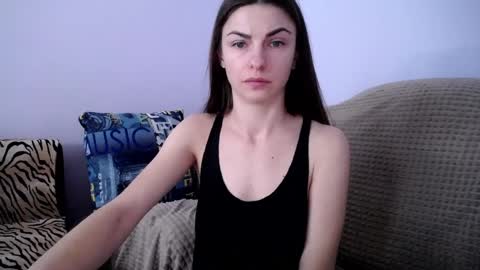 Snapshot of angel_zoe77 chatting on 02/11/25, 11:54 Zoe online show from 02/11/25, 11:54