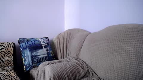 Snapshot of angel_zoe77 chatting on 02/28/25, 11:36 Zoe online show from 02/28/25, 11:36