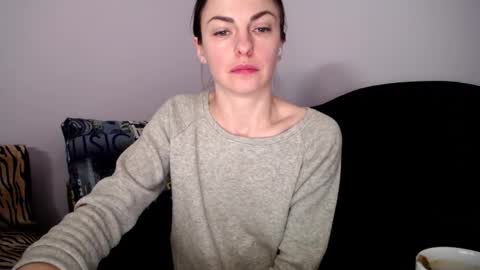 Snapshot of angel_zoe77 chatting on 01/17/26, 02:44 Zoe online show from 01/17/26, 02:44