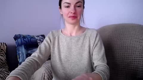 Snapshot of angel_zoe77 chatting on 02/21/26, 10:49 Zoe online show from 02/21/26, 10:49