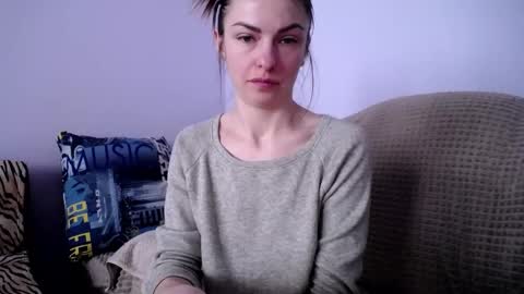 Snapshot of angel_zoe77 chatting on 02/25/26, 10:03 Zoe online show from 02/25/26, 10:03