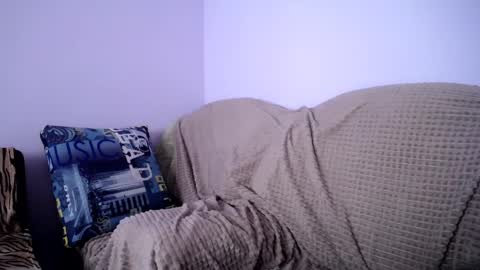 Snapshot of angel_zoe77 chatting on 03/01/26, 12:29 Zoe online show from 03/01/26, 12:29