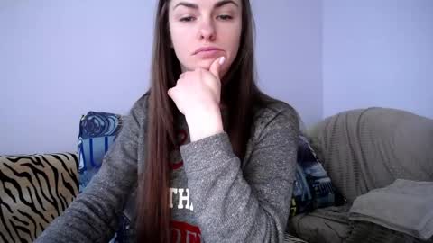 Zoe online show from 04/22/26, 09:22