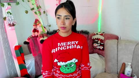 Snapshot of angela_black_hair chatting on 12/15/24, 11:55 Angela black hair online show from 12/15/24, 11:55