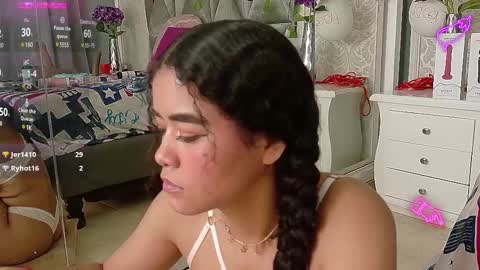 Angela online show from 02/11/25, 04:13