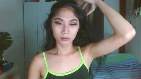 Snapshot of angela_mccollins chatting on 01/05/25, 07:49 angela online show from 01/05/25, 07:49