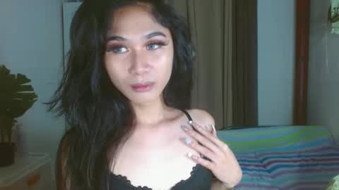 Snapshot of angela_mccollins chatting on 01/18/25, 09:45 angela online show from 01/18/25, 09:45