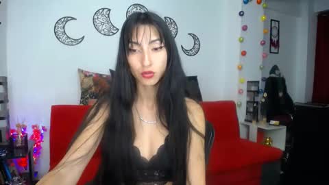 Snapshot of angela_mis chatting on 12/17/24, 03:50 Angela online show from 12/17/24, 03:50