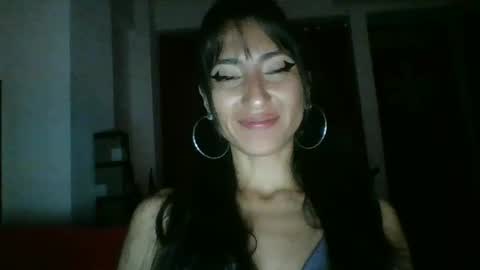 Snapshot of angela_mis chatting on 01/21/25, 08:08 Angela online show from 01/21/25, 08:08