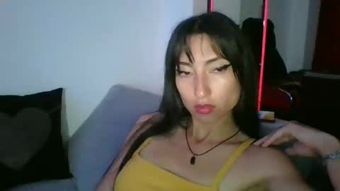 Snapshot of angela_mis chatting on 02/20/25, 03:01 Angela online show from 02/20/25, 03:01
